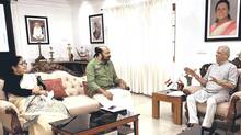 governor-meets-ministers