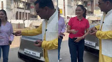 bhatia-car-gift-diwali-