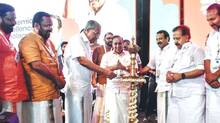 cm-and-ravi-pillai