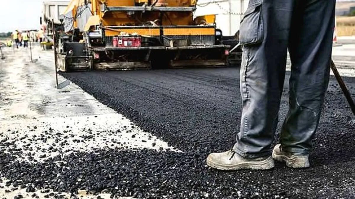 road-tar