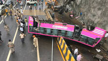 kuttippuram-bus-accident