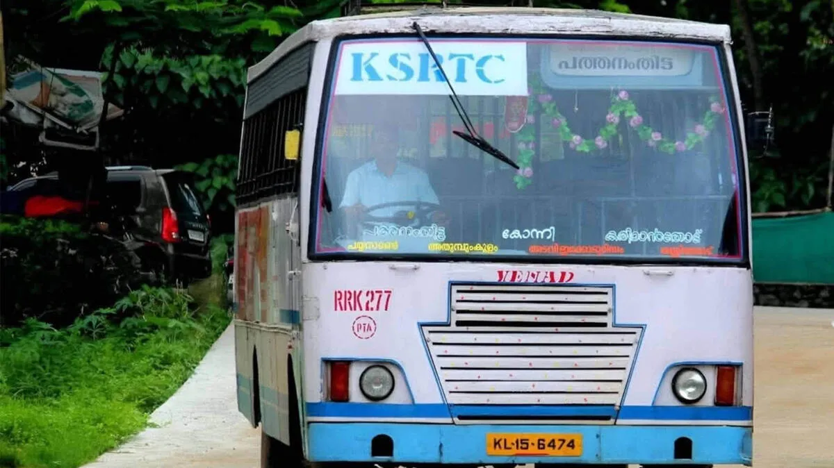 priyadarshini-bus- priyadarshini-bus-
