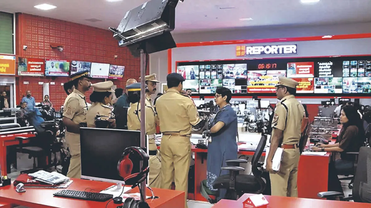 reporter- reporter-